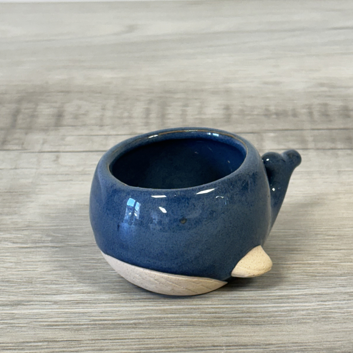 Mini cache-pot baleine bleue en cramique 5 cm
