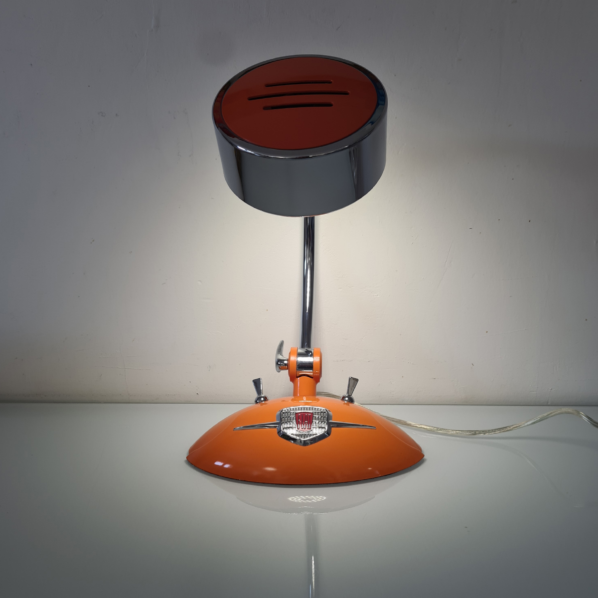Lampe de bureau orange Fiat