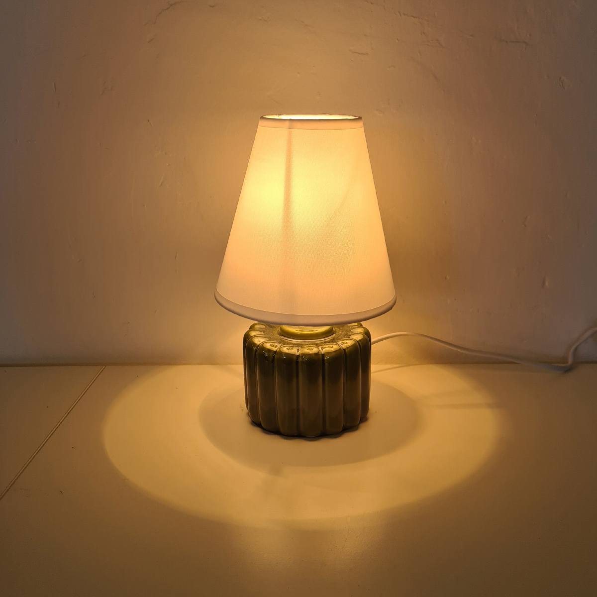 Lampe verte en cramique 26 cm