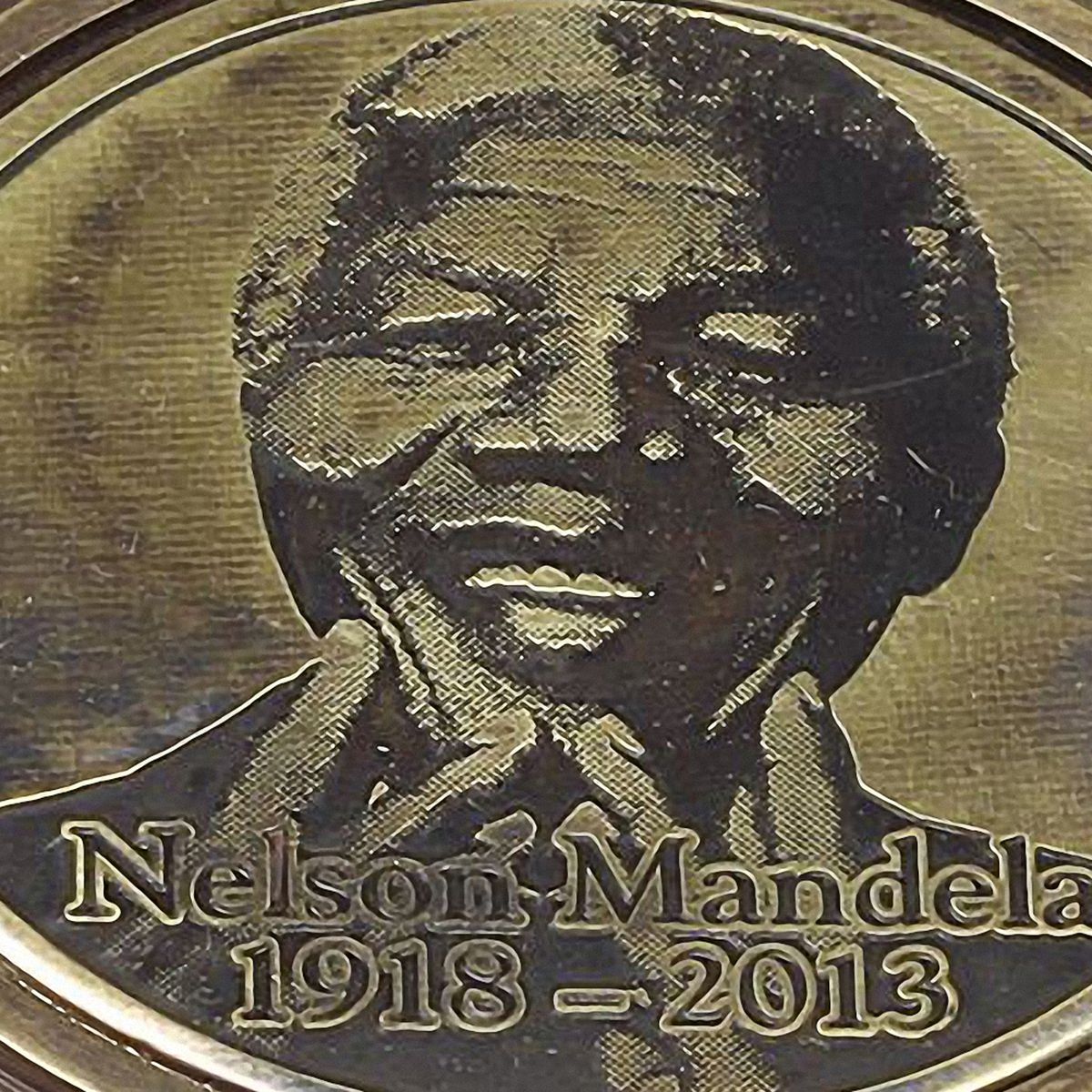 Boite boussole en laiton ornementale Nelson Mandela