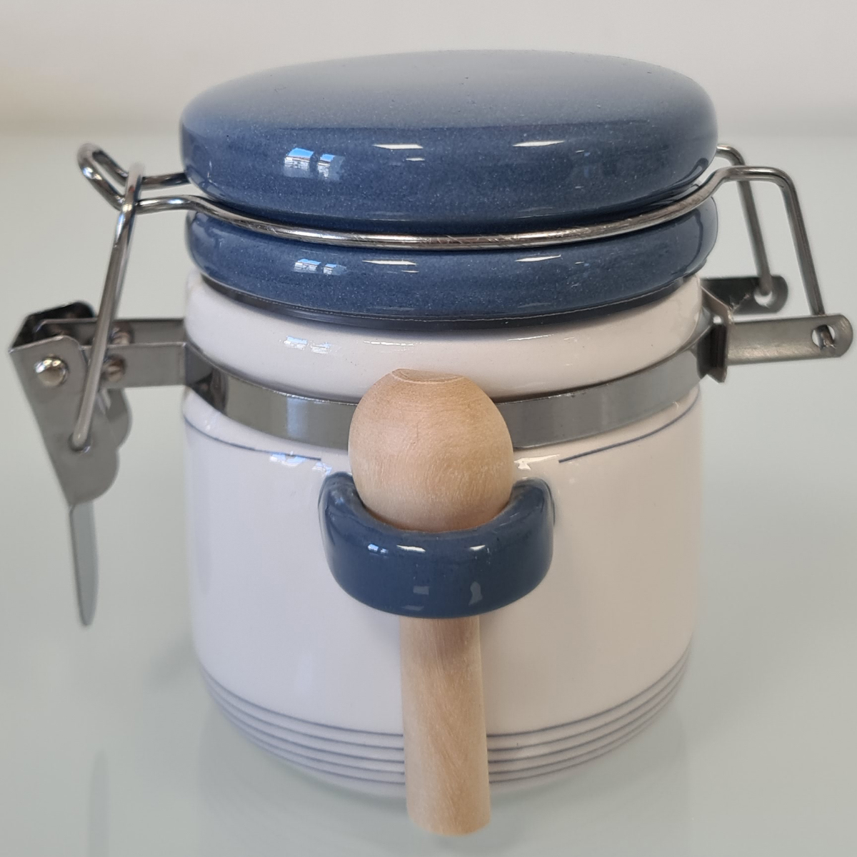 Petit pot hermtique  sel en Faence avec cuillre en bois
