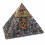 Pyramide orgonite en agate bleue avec AUM 5.5 cm