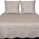 Boutis provençal Lin clair 230 x 250 cm avec taies Boutis provençal Lin clair 230 x 250 cm avec taies
