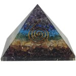 Pyramide Orgonite des 7 Chakras - 7.5 x 7.5 x 6 cm