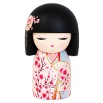 Figurine japonaise Sakura Clart� en r�sine 10,5 cm