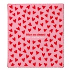 Plaid polaire amoureux rose � c�urs rouges