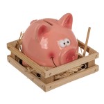Tirelire cochon avec le petit marteau