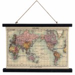 Carte du monde vintage en toile � suspendre 60 x 43 cm